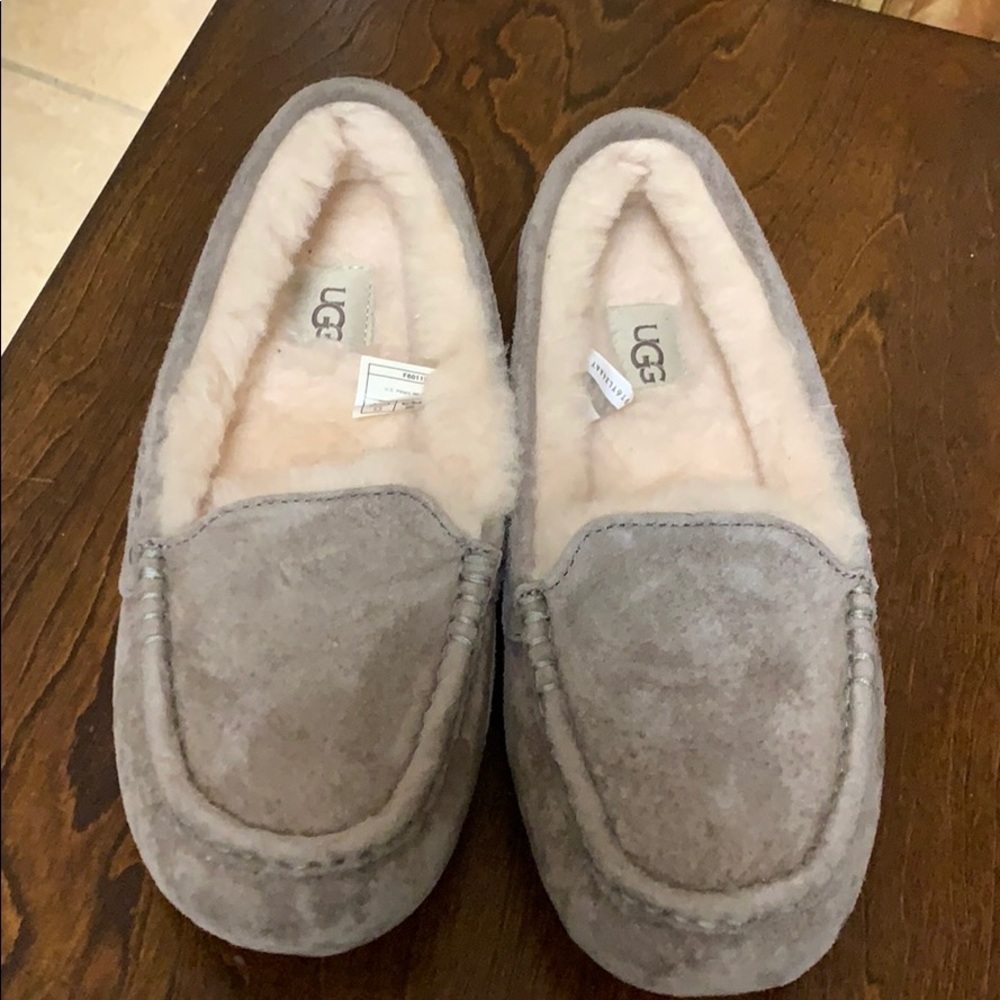 Ugh shearling slippers ladies as 8